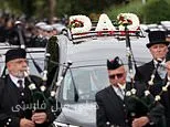 مراسم وداع با قهرمان پلیس؛ غم در دل هزاران افسر